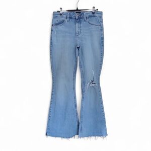 Women's Lee Stretch Flare Leg High Rise Jeans Size 8 *SHORT* Distressed